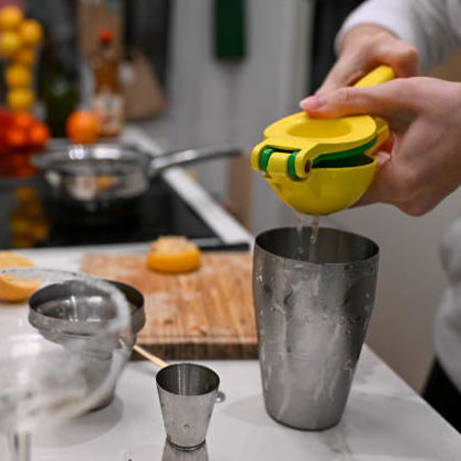 Citrus presses and peelers