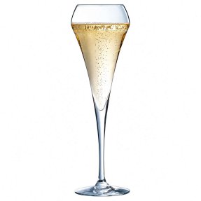 Chef & Sommelier Open Up Champagne Glass