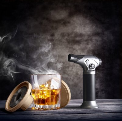 Cocktail smoking set