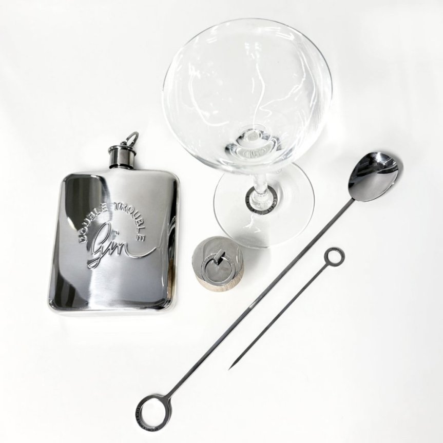 Bottle cap for "Double Trouble" Gin bottle - design by Efva Attling