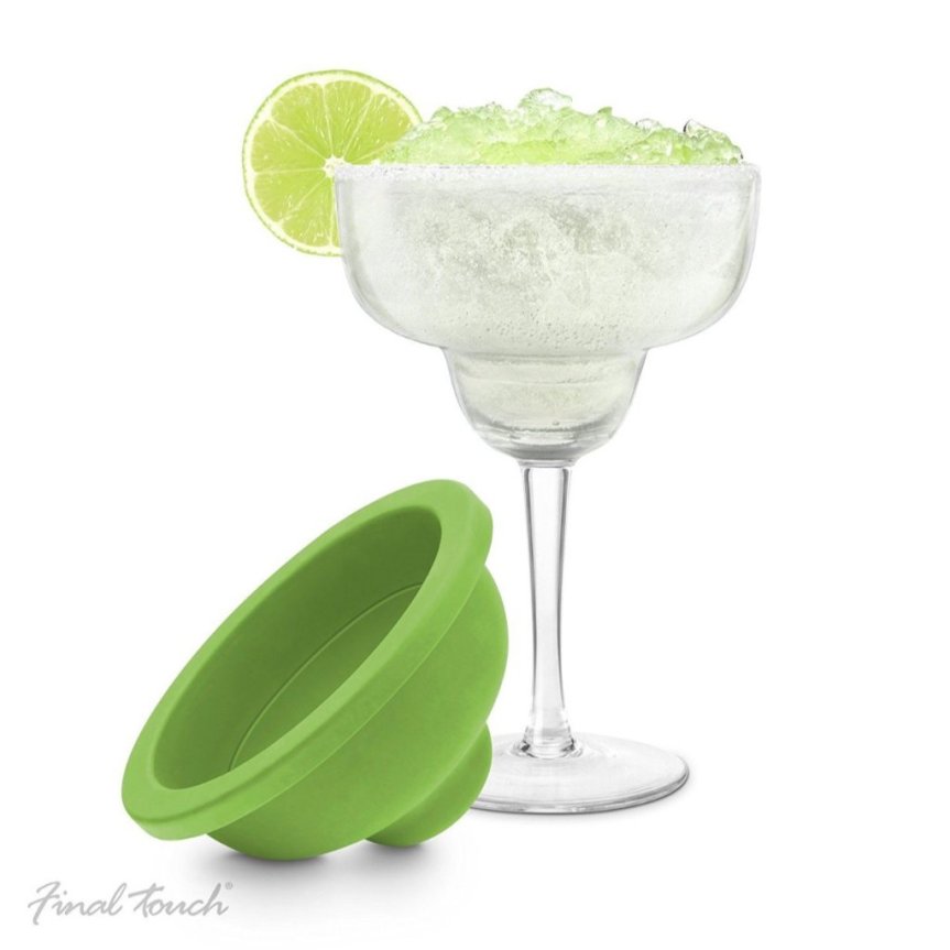 Final Touch margarita glass with ice liner