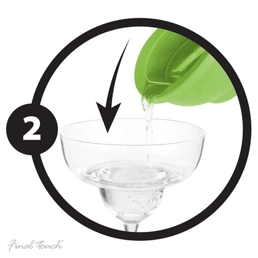 Final Touch margarita glass with ice liner